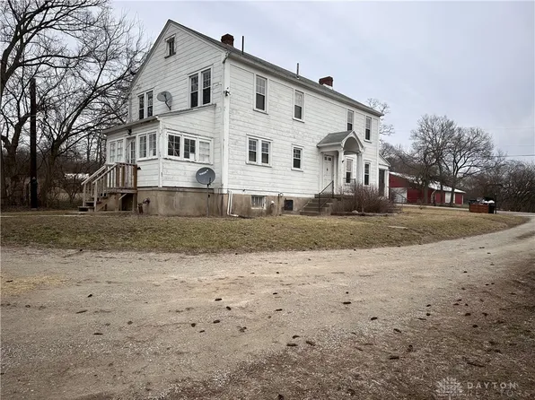 667 N Snyder Rd, Dayton, OH 45417