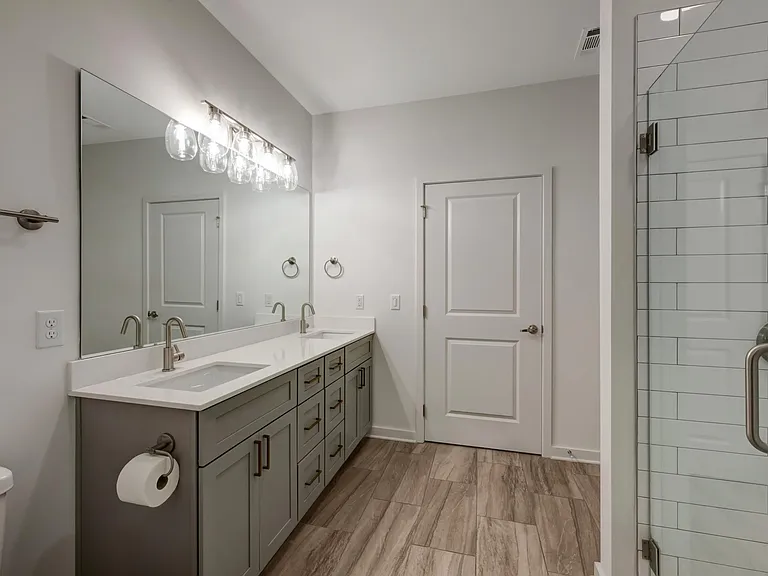 1677 54th Ave N #121 — Photo 8