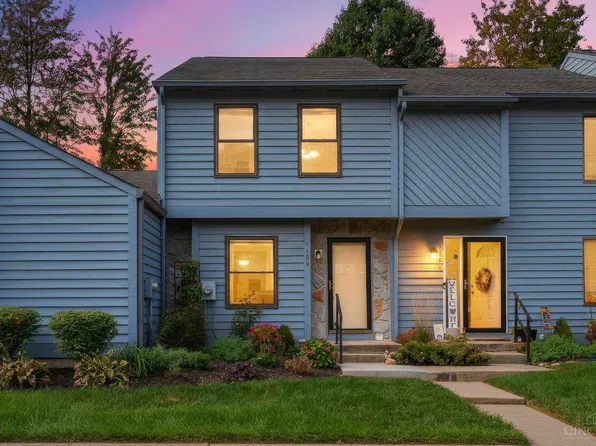 1103 Kensington Ln, Cincinnati, OH 45245