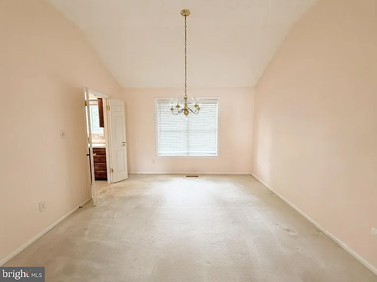 5 Hunters Ct — Photo 15