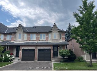 455 Apache Ct #15, Mississauga, ON L4Z 3W8