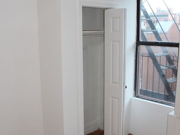2nd image of 315 W 121st St APT 13