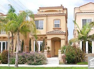 203 Lincoln Ave, Huntington Beach, CA 92648