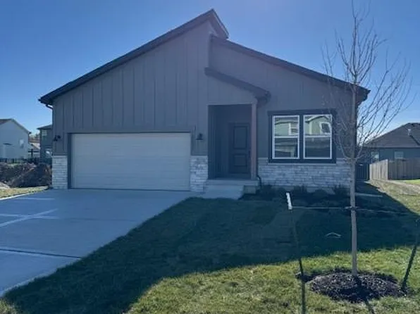 19631 W 195th Pl, Spring Hill, KS 66083