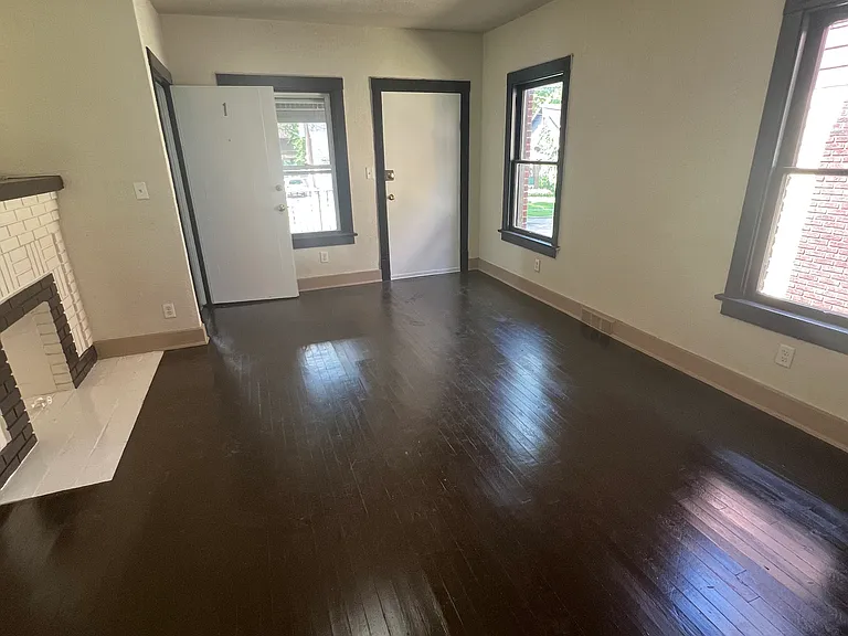 630 Willis Ave #3 — Photo 8