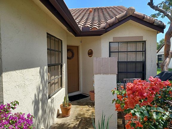3rd image of 338 Eastwood Terrace