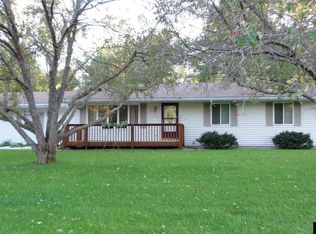 158 Coventry Rd, Le Sueur, MN 56058