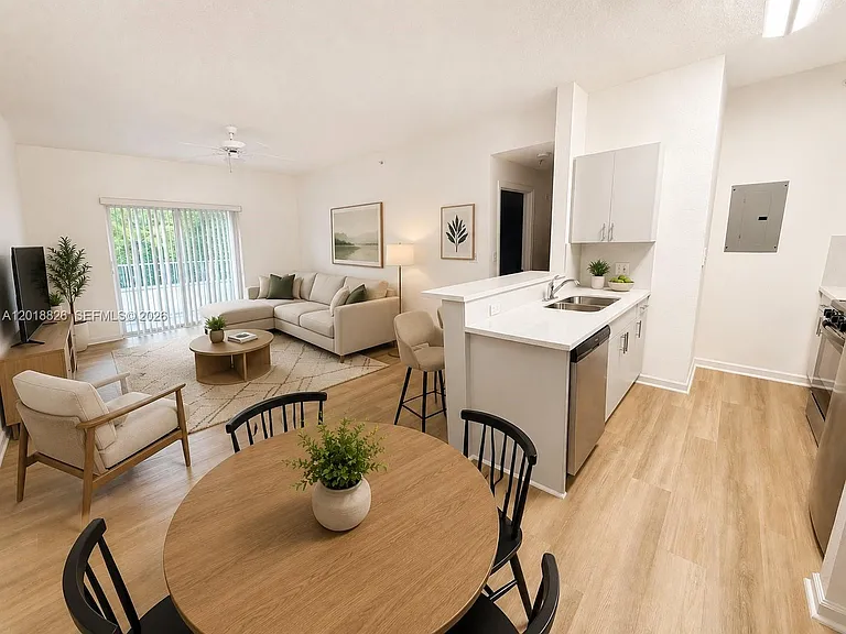 7000 SW 80th St #211 — Photo 2