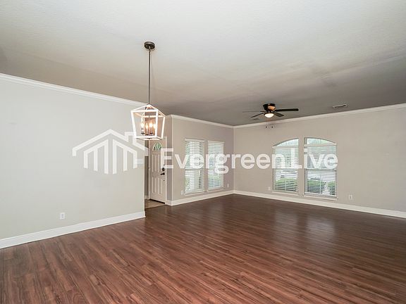 4th image of 4331 Griffin Park Dr