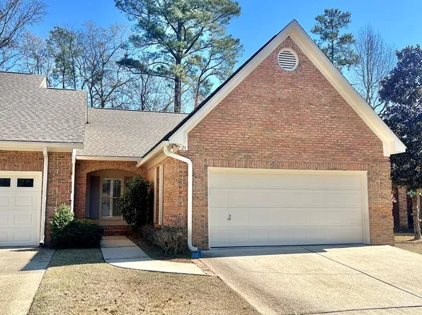 24 Parkplace Ct, Dothan, AL 36301