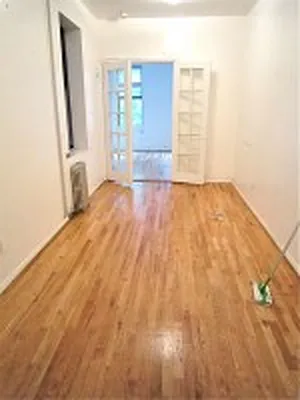 Rented by DSA Realty | media 36