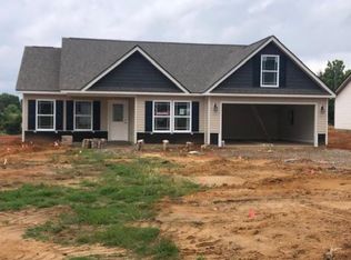 206 R C Thompson Rd, Chesnee, SC 29323