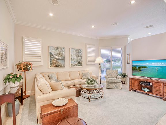 5th image of 54 Monterey Pointe Drive