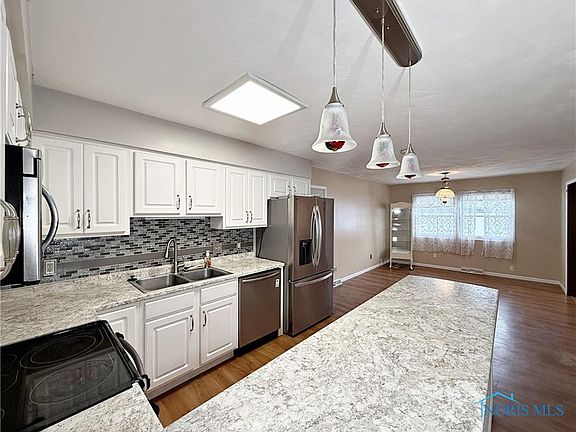 5th image of 57 Duchess Ln