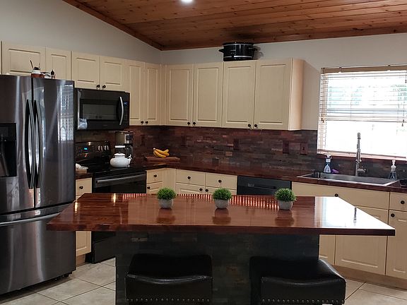 Kitchen new appliances