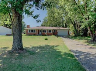1131 Vista Dr, Springfield, OH 45506