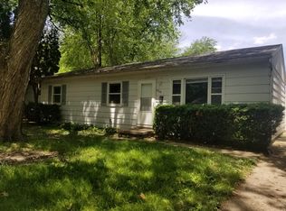 2306 Lantern Hill Dr, Urbana, IL 61802