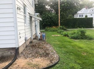 408 E Chestnut St, Bloomington, IL