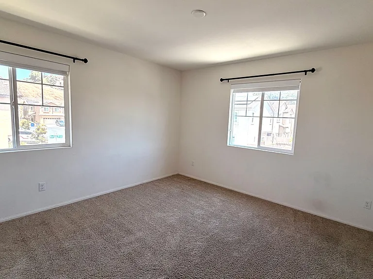 5474 Starlight Pl — Photo 25