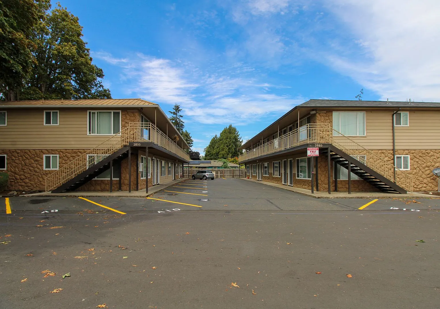 Stonemanor2855-65 — Photo 1