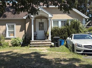 385 Half Hollow Rd, Deer Park, NY