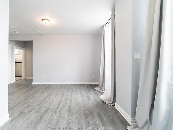 4th image of 62 Murray St #202