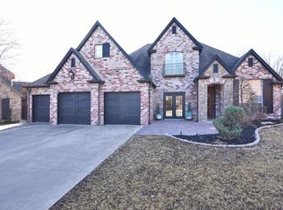 8808 E 103rd St, Tulsa, OK 74133
