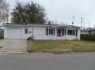 2135 Green Meadow Ln, Huntington, IN 46750