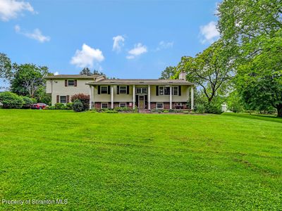 592 Gravel Pond Rd, Clarks Summit, PA, 18411