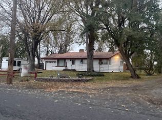 228705 E Game Farm Rd, Kennewick, WA 99337