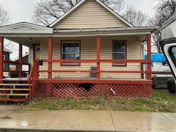 1928 W 75th St, Cleveland, OH 44102