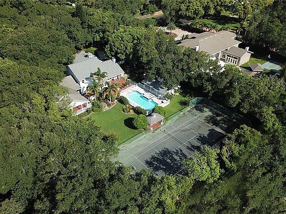 3rd image of 3018 Hargett Ln