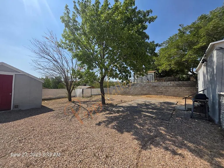 305 Grandview Ave — Photo 11
