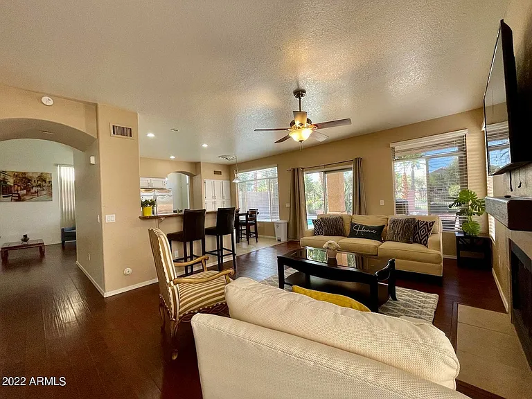 2742 W Ivanhoe St — Photo 42
