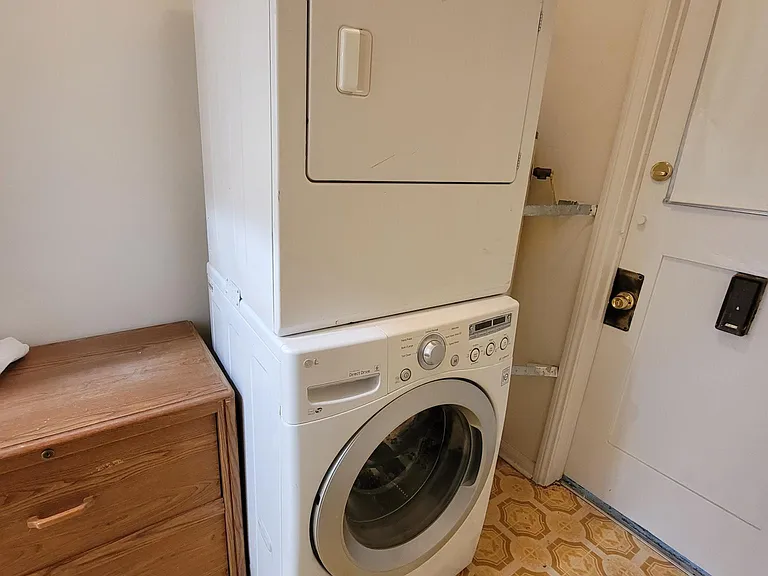 234 S Rexford Dr #2 — Photo 34