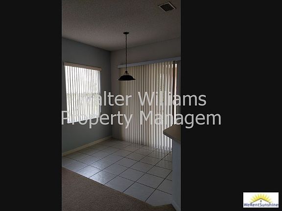 3rd image of 39 Ethan Allen Dr