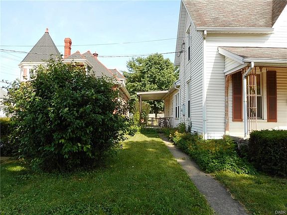 2nd image of 224 S 5th St