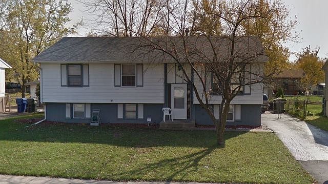 1st image of 320 E Center St