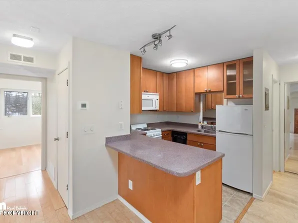 4651 Reka Dr #A-22, Anchorage, AK 99508
