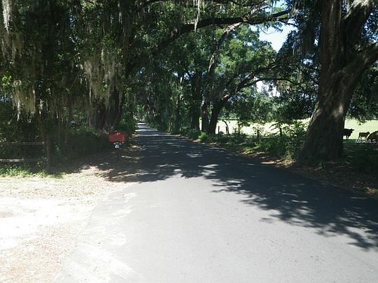 5th image of 1642 Broken Oak Dr
