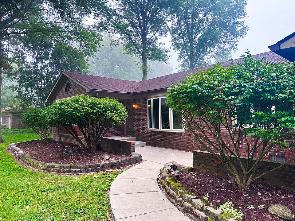 1st image of 4875 Catalina Dr S