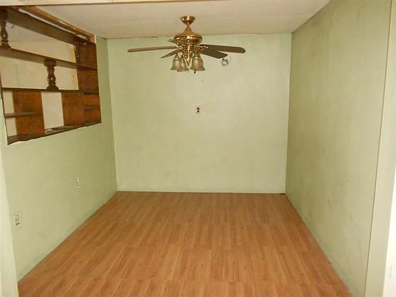 3rd image of 3814 Harvest Way