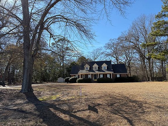 2nd image of 808 Bayside Rd