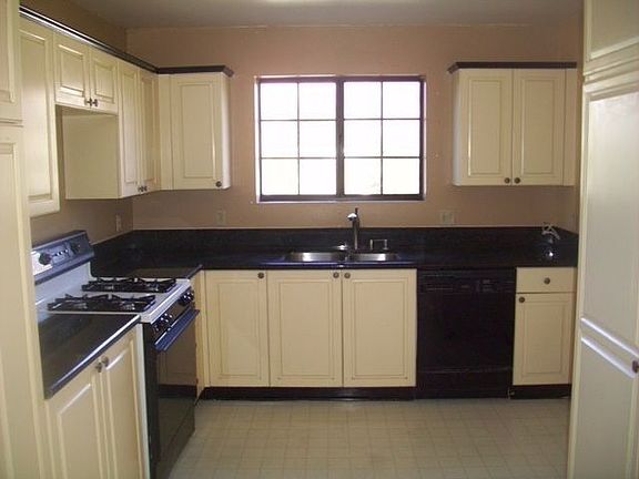 5th image of 8629 Jayseel St