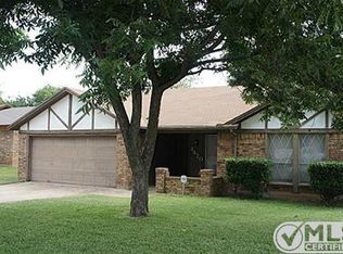 3820 Del Rio Dr, Fort Worth, TX 76133