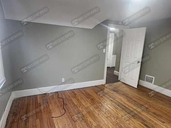 5th image of 12550 Wilshire Dr