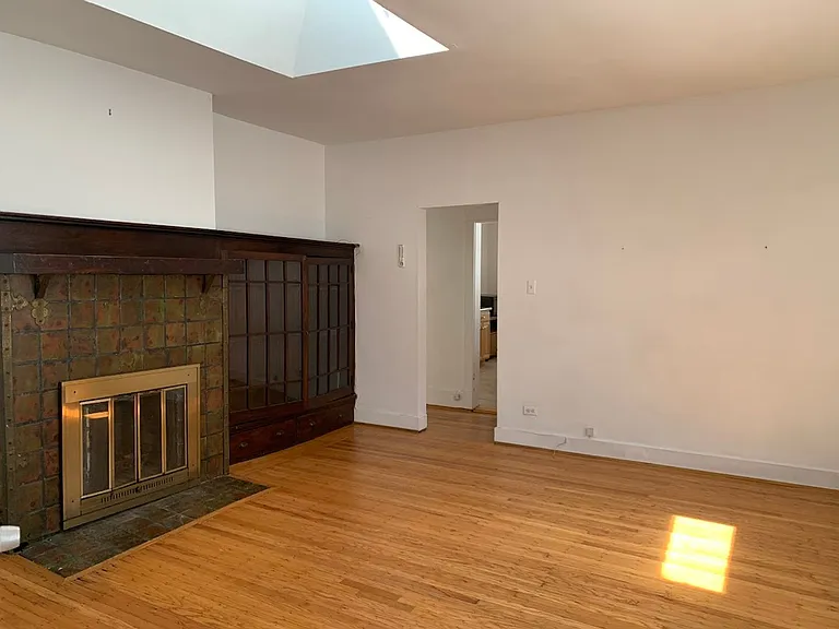 706-708 Summerlea Street — Photo 4