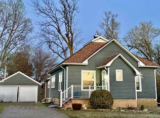 19 N Lincoln St, Russell, KS 67665