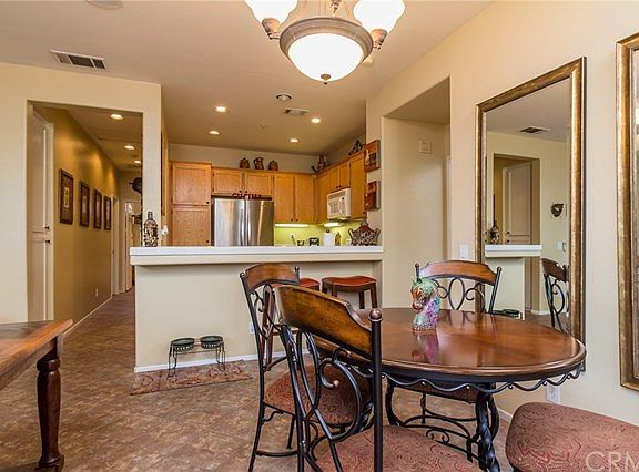 5th image of 171 Trofello Ln