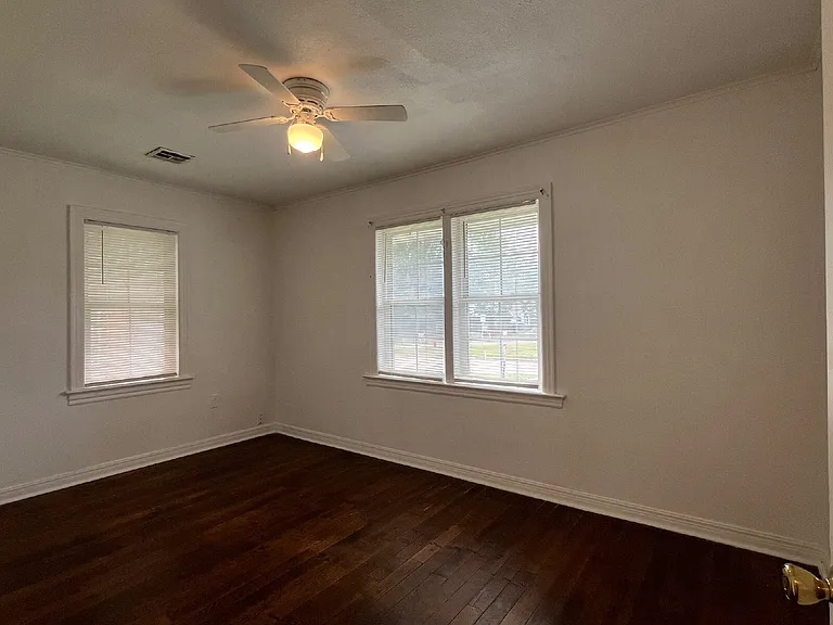 1706 W Arrowhead Pl — Photo 12